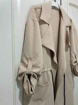 Chaqueta fina beige