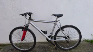 Bicicleta Montaña Talla M, funciona perfectamente