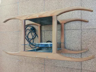 Antiguo Brasero de madera y metal bajo consumo