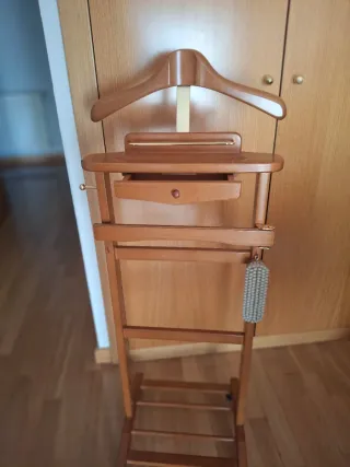 Galan de noche madera y metal