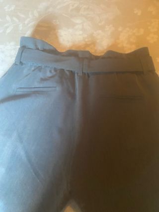 Pantalón gris talla S