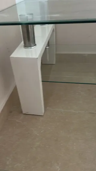 Tavolo da centro in vetro e metallo