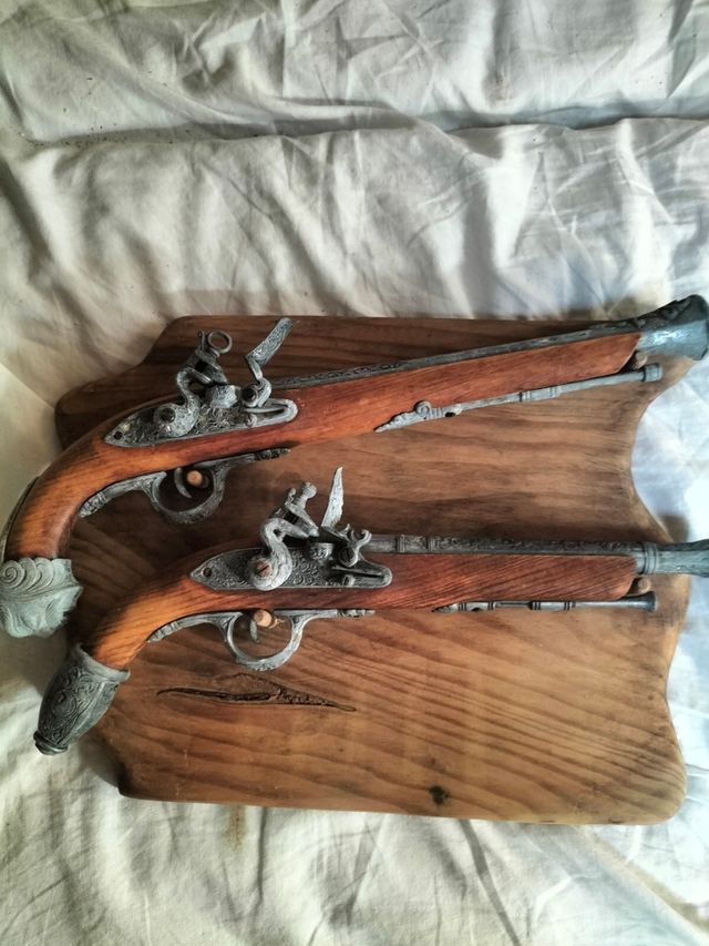 Juego de pistolas piratas