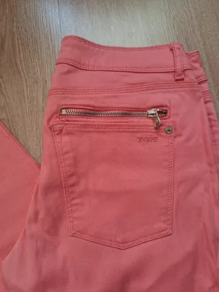 Pantalón adorno cremallera