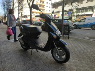 Yamaha neos 49