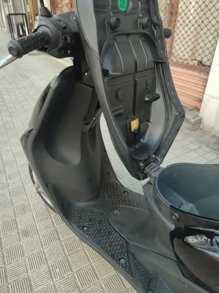 Yamaha neos 49