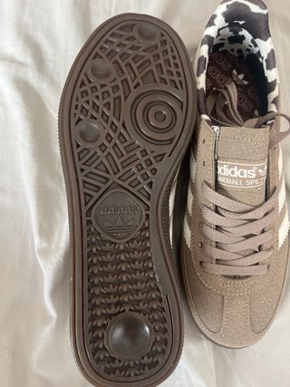 Adidas Spezial Marrón Beige