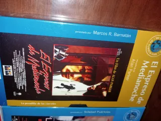 4 Películas VHS: sin abrir con el plástico origin