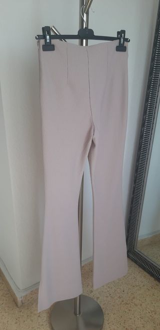 Pantalones largos de mujer. Nuevos sin estrenar y