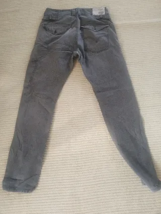Pantalón Levi's Gris