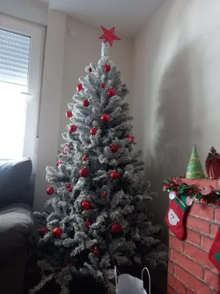 Árbol Navideño 1.75m con Luces y Adornos 651960421