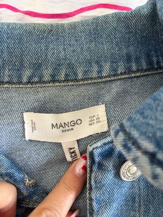 Cazadora vaquera Mango