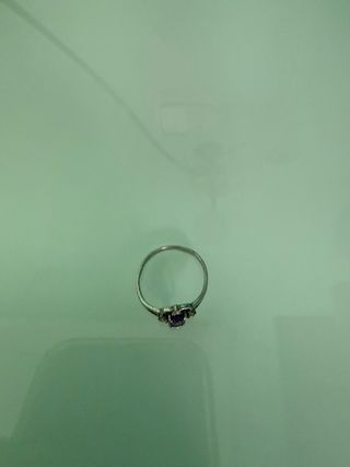 Anillo Plata con Piedra Morada