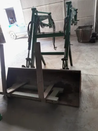 Pala cargadora John Deere 4000-4/SD