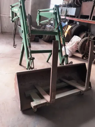 Pala cargadora John Deere 4000-4/SD