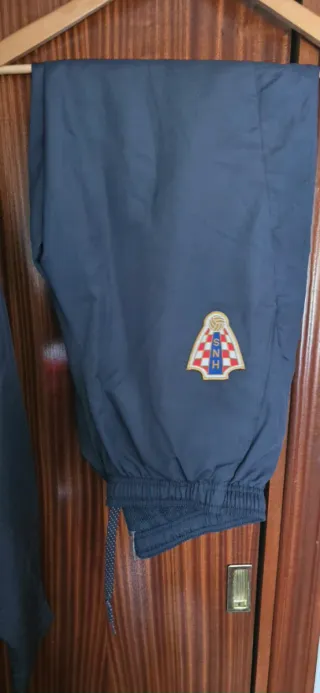 Conjunto Chándal Nike Azul y Beige