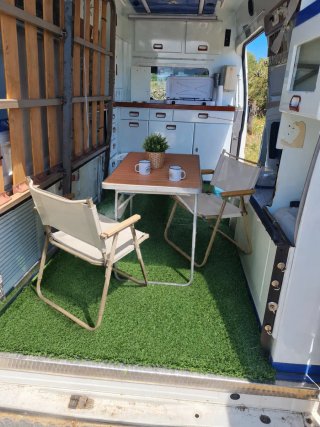 Alquiler por días (o venta). Furgoneta camperizada
