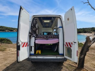 Alquiler por días (o venta). Furgoneta camperizada