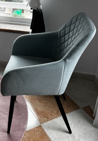 Gepolsterter Esszimmerstuhl aus Stoff (Einzeln)