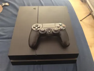 Ps4 Slim Negra + Mando y Cables