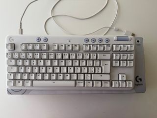 Teclado Logitech G713 Switches Brown