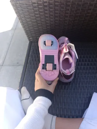 Zapatillas con ruedas para patinar