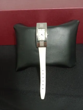 Relógio Gucci Prata e Branco