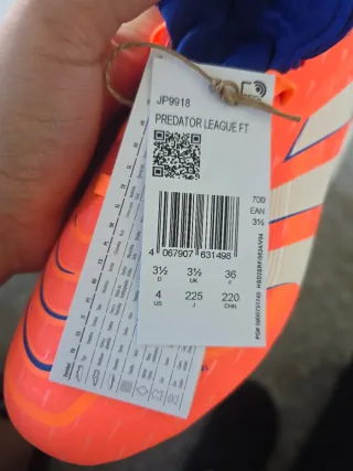 Botas de fútbol Adidas Predator 3½