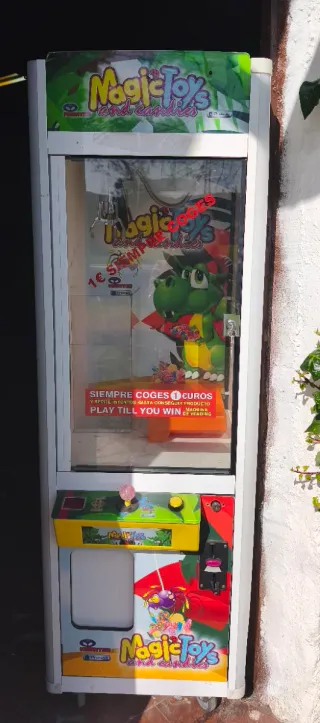 Máquina de juegos Magic Toys