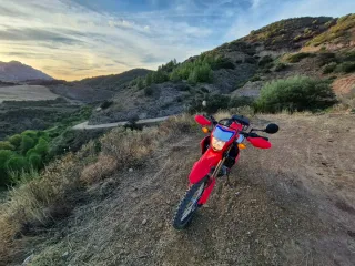 Honda CRF300L Endureizada , de diciembre de 2024