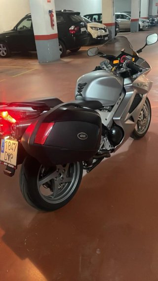 Honda VFR 800 Vtech ABS 2006 Plata