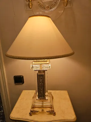 Lámpara de mesa cristal y oro Consola y reloj