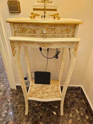 Lámpara de mesa cristal y oro Consola y reloj