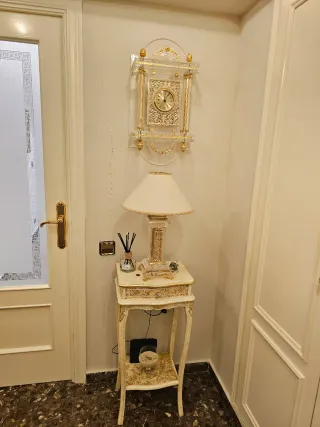 Lámpara de mesa cristal y oro Consola y reloj