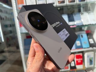 Vivo X300 Pro 512GB Version Global SEMI NUOVO