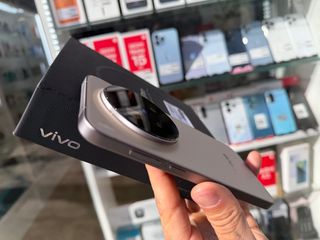 Vivo X300 Pro 512GB Version Global SEMI NUOVO