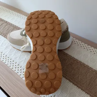 Zapatillas Beige y Verde