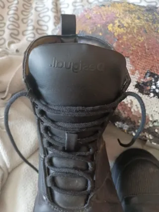 Botas militares negras