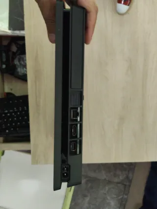 Ps4 Slim 1TB + Mando Spiderman + Cables como nueva