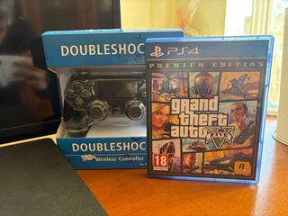 Consola PS4 Slim Negra + Juegos y Accesorios