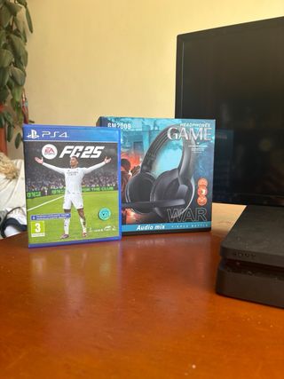 Consola PS4 Slim Negra + Juegos y Accesorios