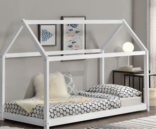 Cama infantil blanca estilo casa