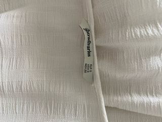 Blusa blanca con encaje