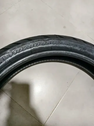 Neumático moto delantero 110/80/19