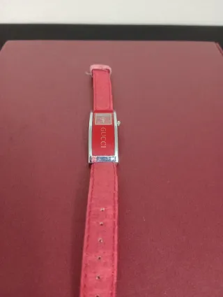 Relógio Gucci Vermelho Prata
