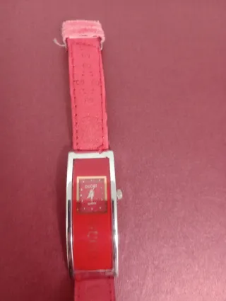 Relógio Gucci Vermelho Prata