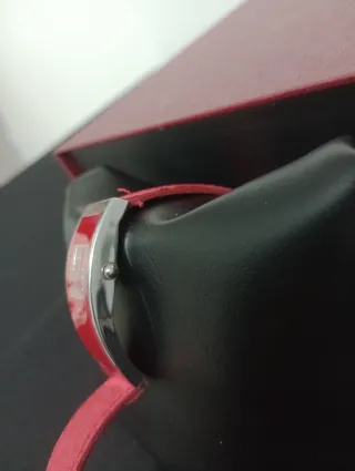 Relógio Gucci Vermelho Prata