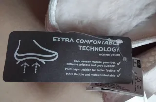 Zapatillas casa Women'secret talla 40/41 nuevas.