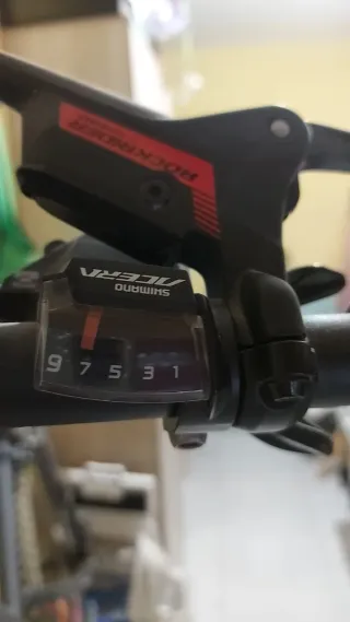 Bicicleta RockRider 27.5 Negra/Roja