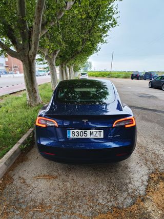 Tesla Model 3 Long Range Dual Motor